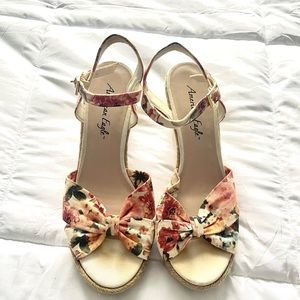 American Eagle Floral Wedges